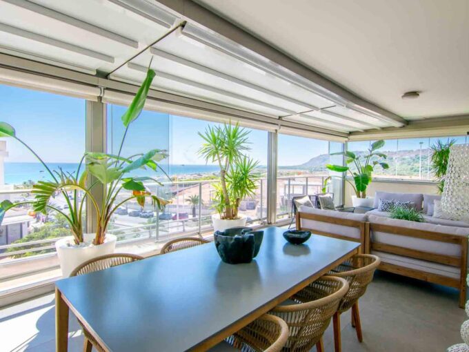 Dúplex de lujo con vistas al mar en Arenales del Sol