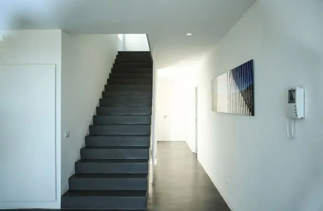 Exquisite-Luxury-Villa-with-Panoramic-Sea-Views-and-Rental-License-in-Cala-Moli-31