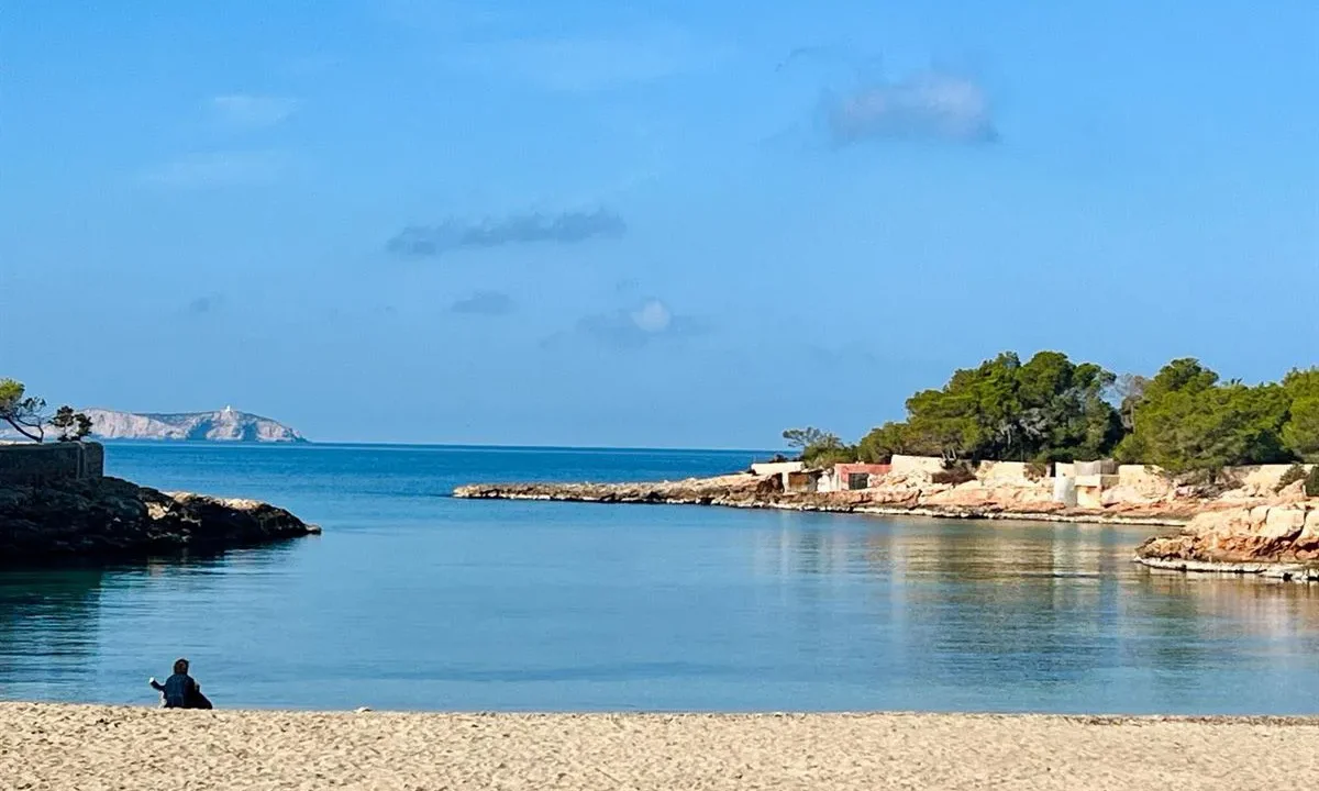 Serene-Oceanfront-Residence-near-Cala-Gracio-with-Spectacular-Views-5