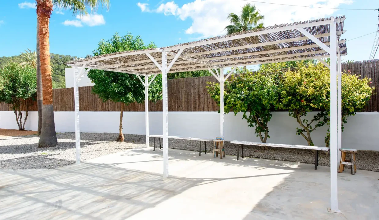 beautiful-house-in-salinas-for-sale-10