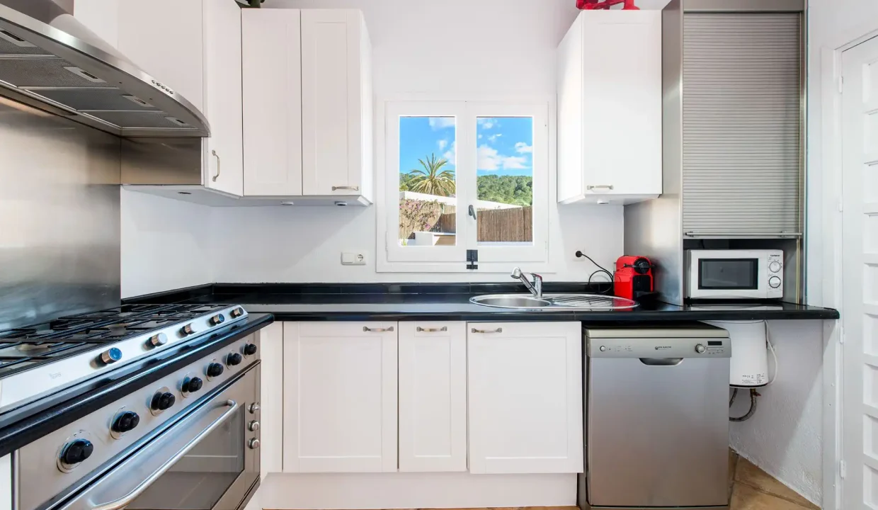 beautiful-house-in-salinas-for-sale-22