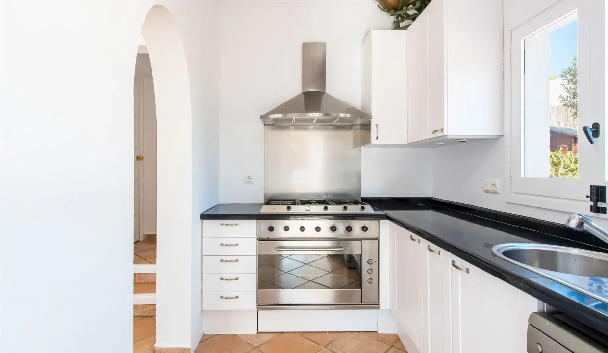 beautiful-house-in-salinas-for-sale-24