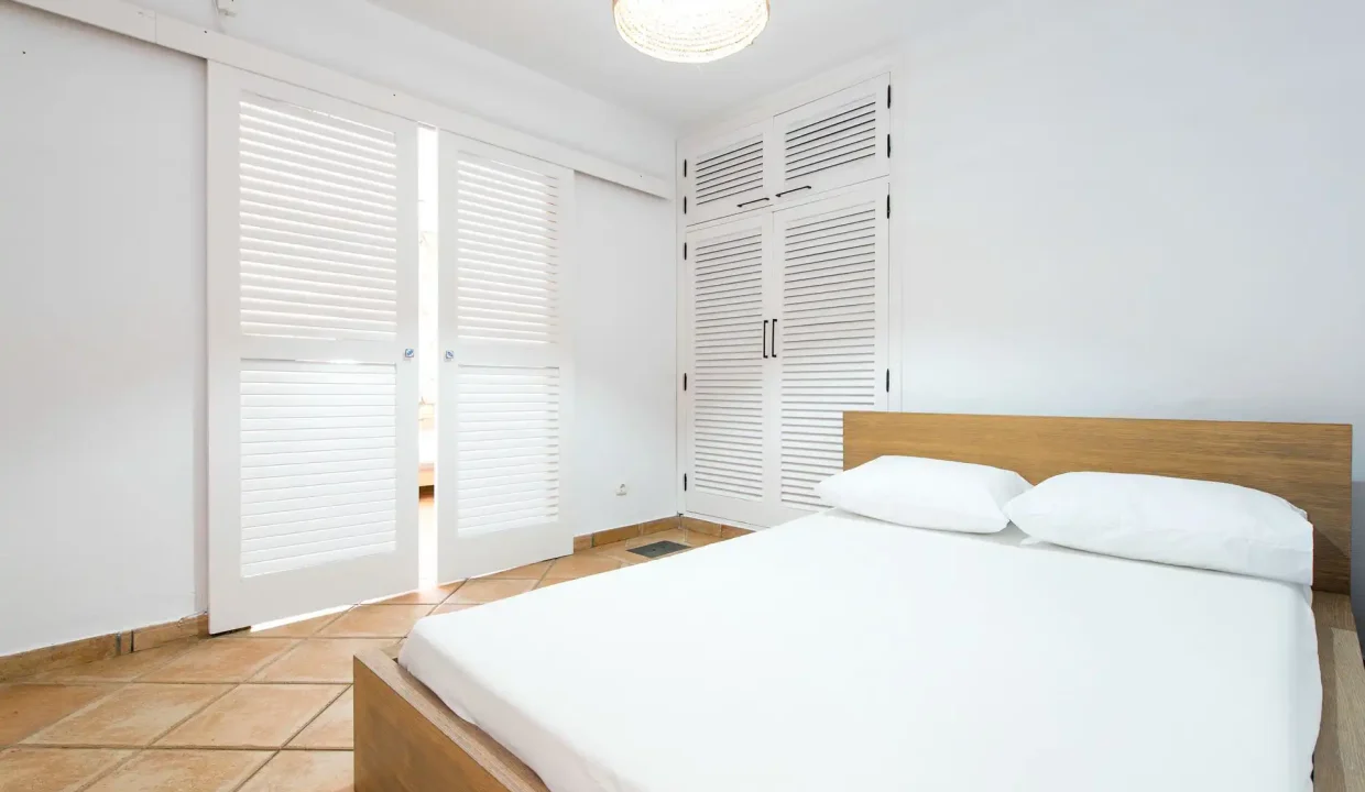 beautiful-house-in-salinas-for-sale-25