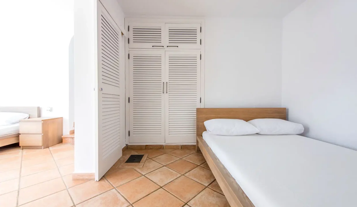 beautiful-house-in-salinas-for-sale-27