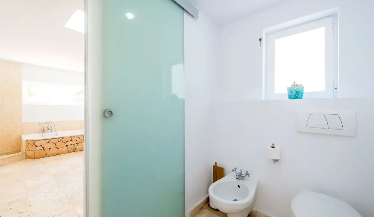 beautiful-house-in-salinas-for-sale-31