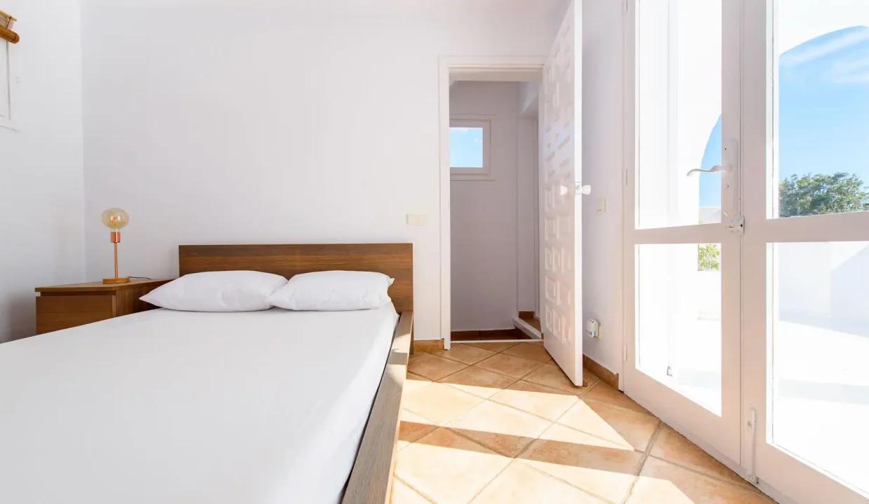 beautiful-house-in-salinas-for-sale-34