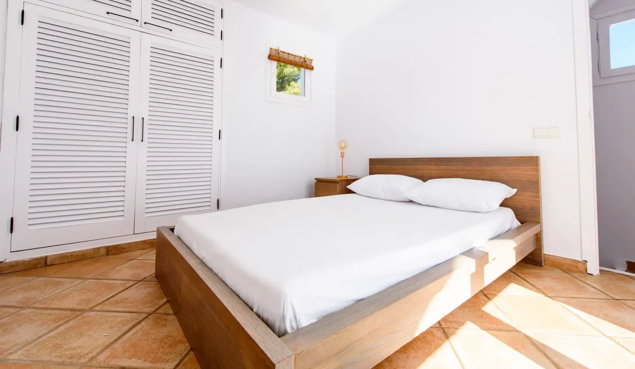 beautiful-house-in-salinas-for-sale-36