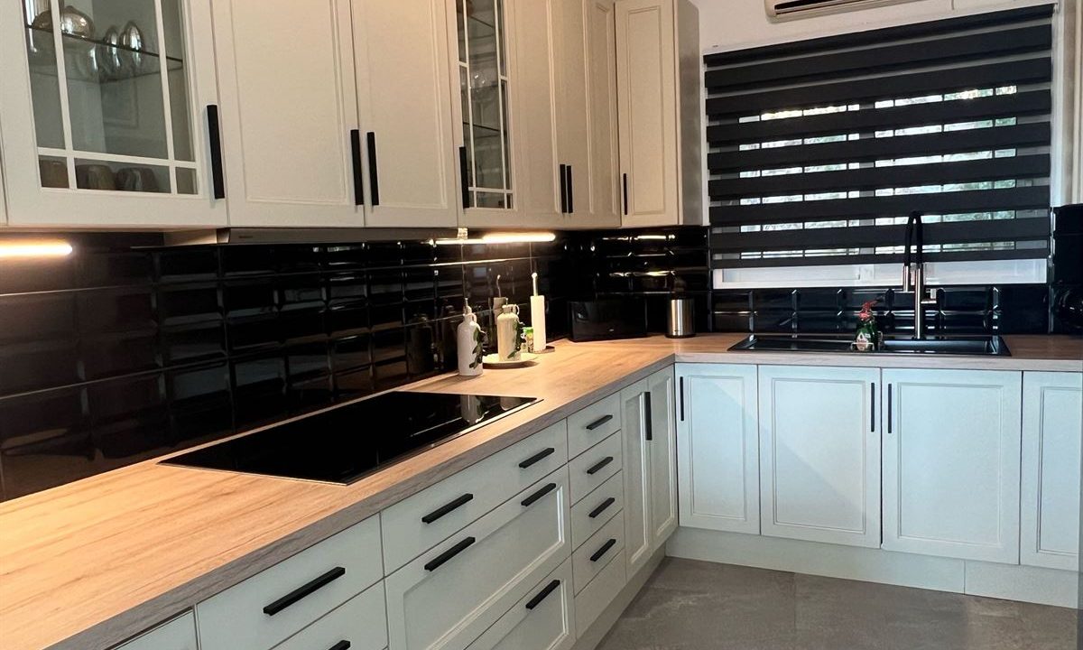 cw-ibiza-1706787912111306villa-in-can-furnet-with-amazing-views-to-ibiza-town_(21)