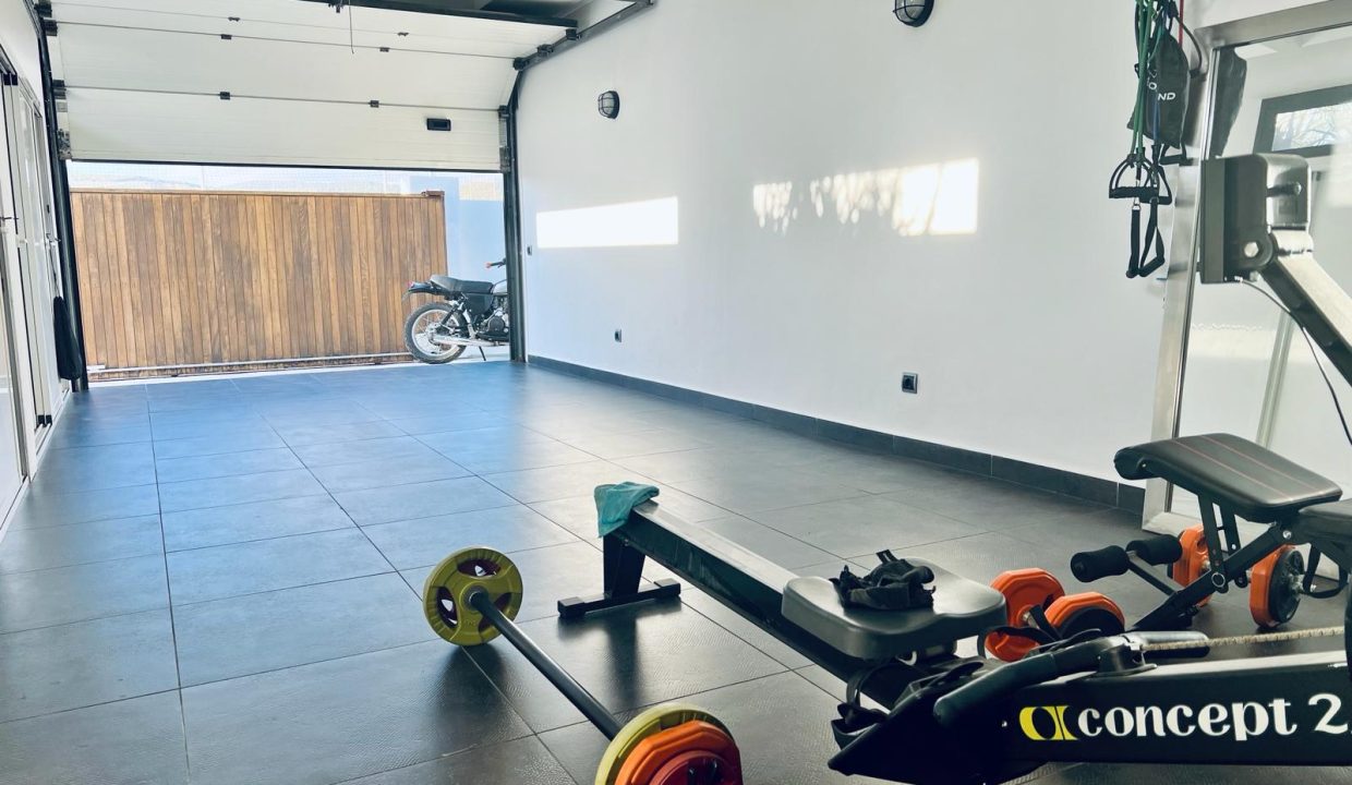 cw-ibiza-1710351210112332WhatsApp_Image_2024-03-13_at_18.05.06_(24)