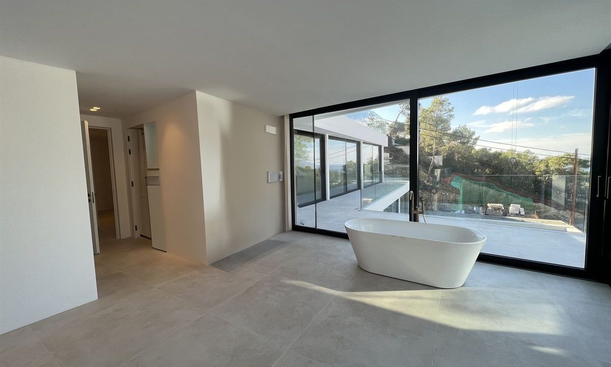 cw-ibiza-1721219655114393new-build-5-bedroom-villa-with-sea-and-sunset-views-for-sale-near-cala-salada-ibiza_(12)