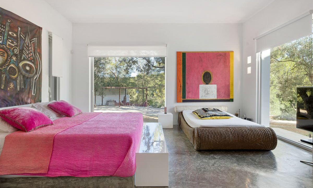 cw-ibiza-1727327640115248contemporary-modern-villa-with-high-ceilings-in-santa-gertrudis_(27)