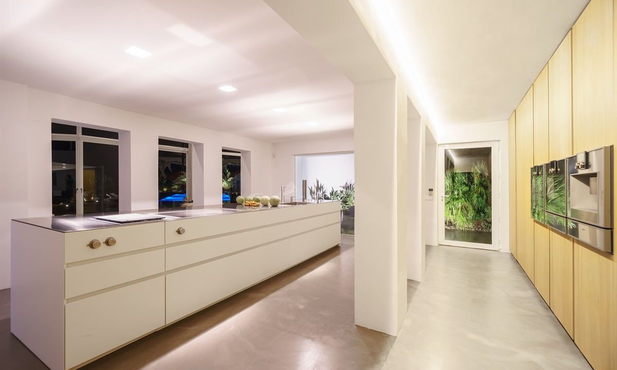 cw-ibiza-1727327642115257contemporary-modern-villa-with-high-ceilings-in-santa-gertrudis_(36)