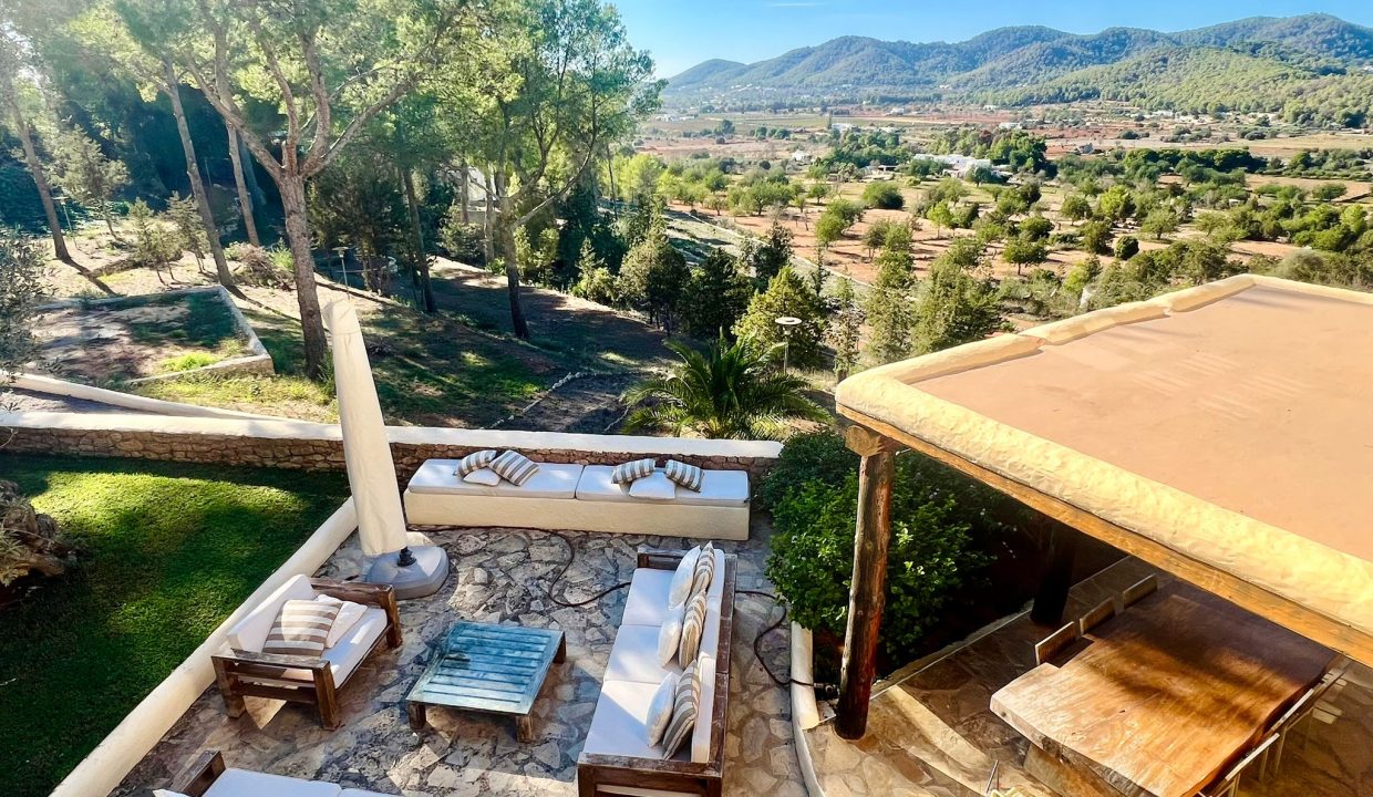 cw-ibiza-172743599511530417