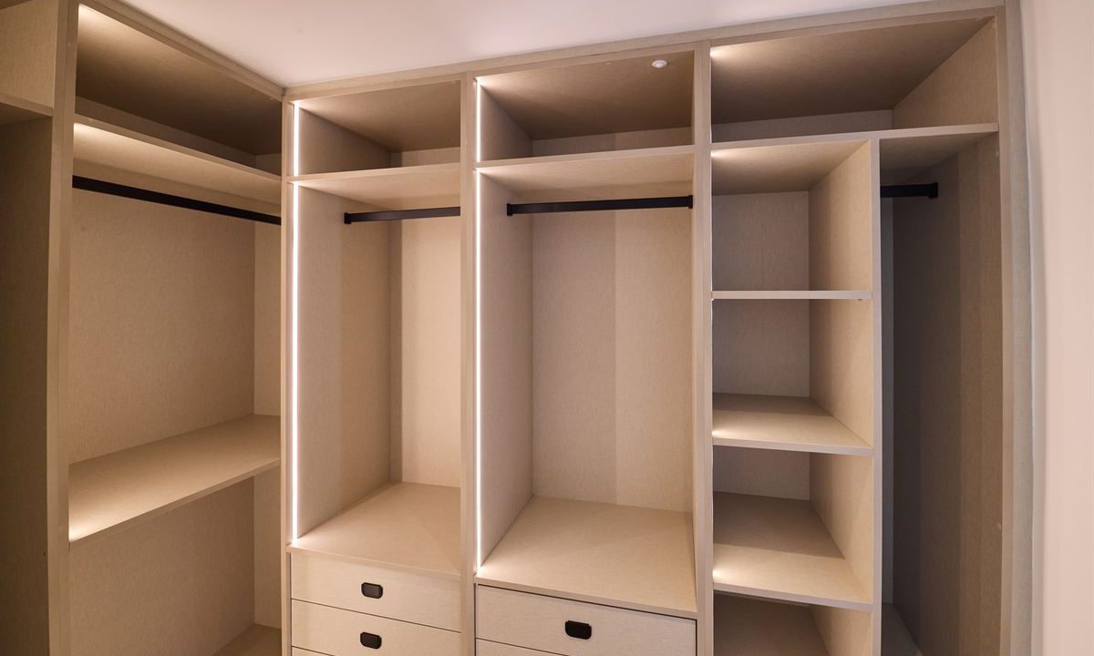 cw-ibiza-1741345058116467luxury-modern-villa-in-cap-martinet-sea-views-private-pool_(37)