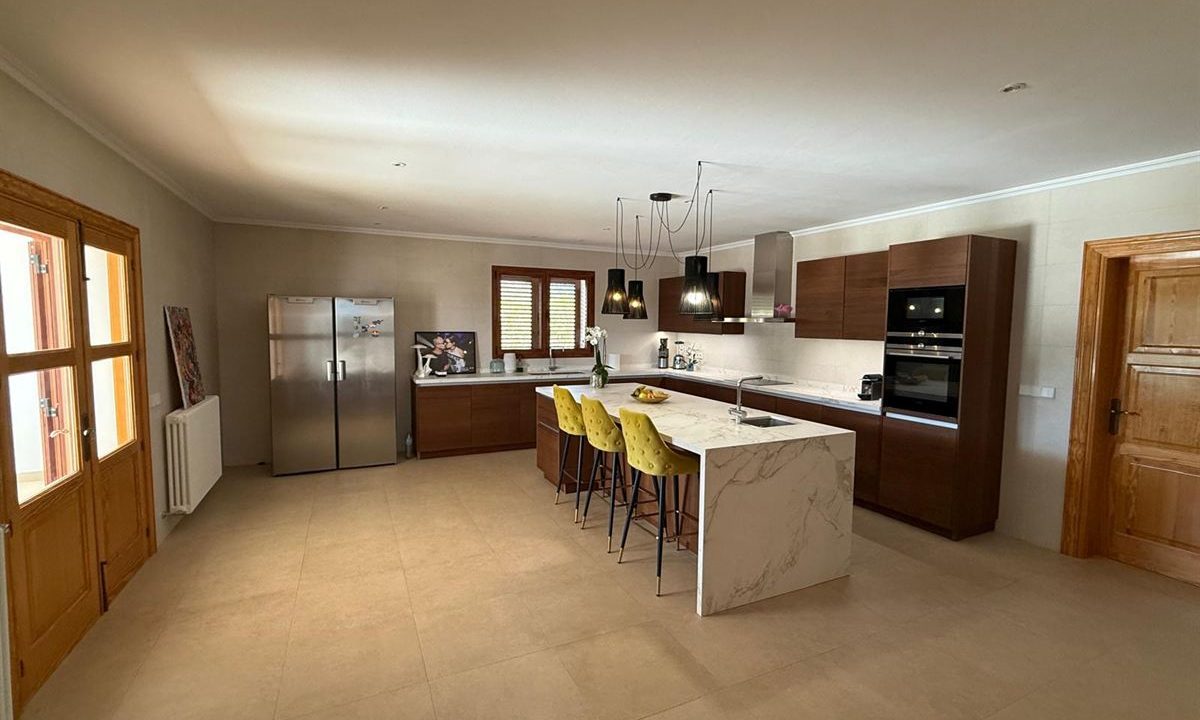 cw-ibiza-1744204591116818charming-countryside-home-near-santa-gertrudis_(4)