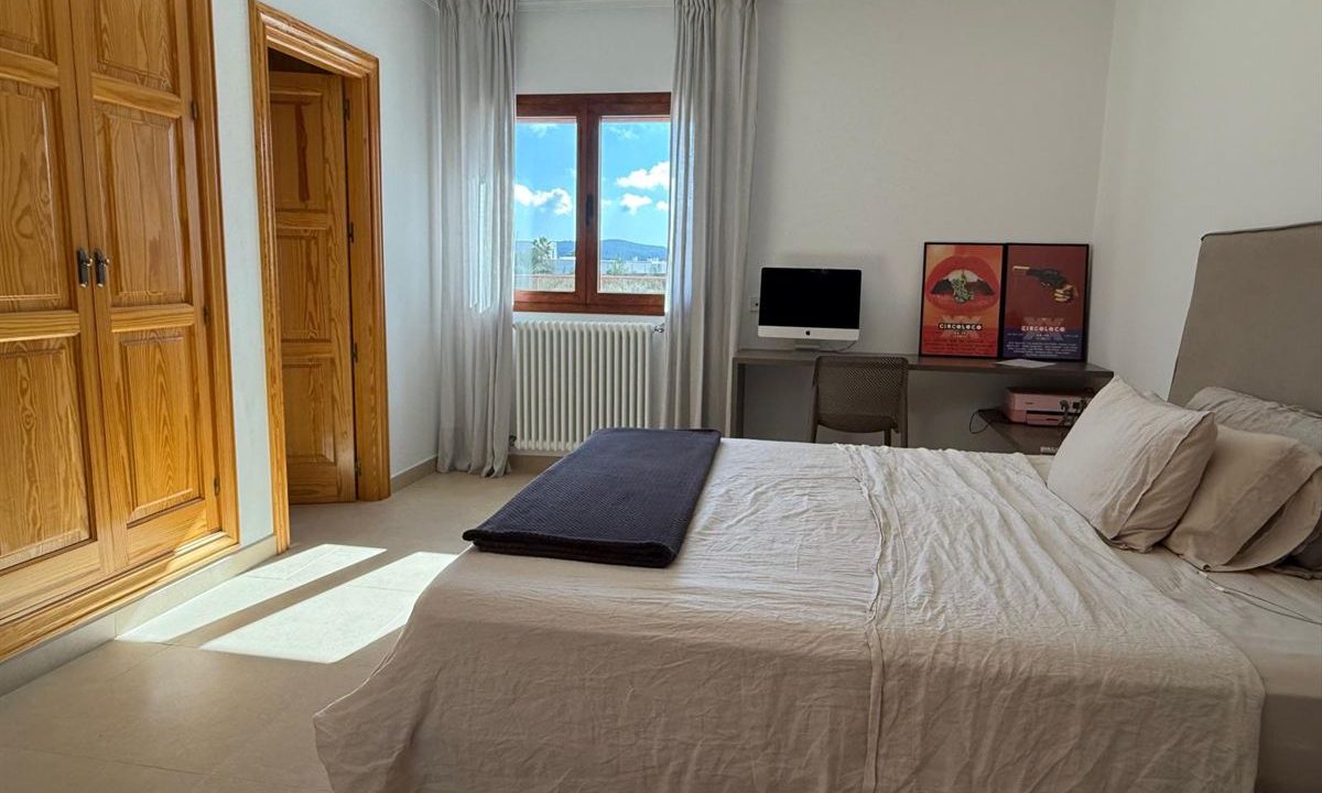 cw-ibiza-1744204594116824charming-countryside-home-near-santa-gertrudis_(13)