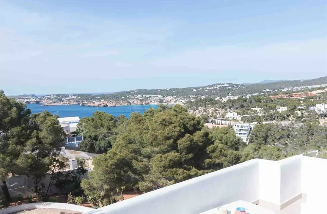 new-modern-restored-villa-in-cala-moli-with-fantastic-sea-views-28